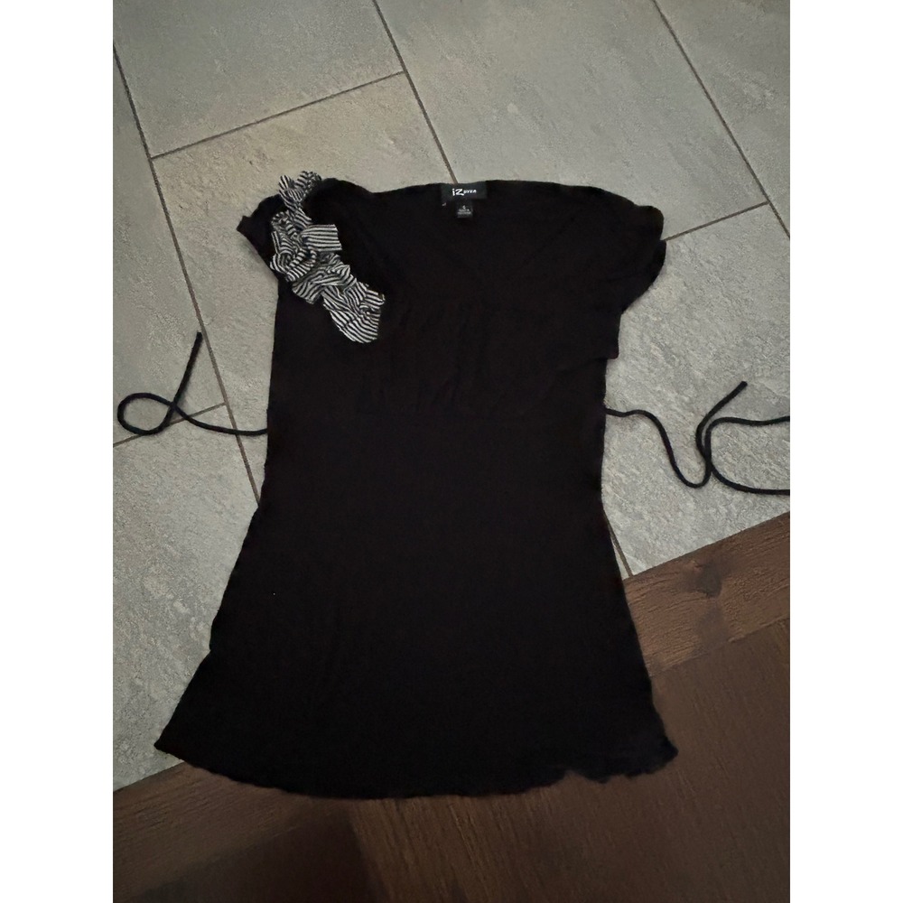 Iz Byer Black Empire Waist Knit Top with Striped Shoulder Ruffle Small